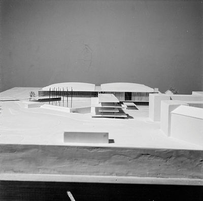 EE_114_N_0011