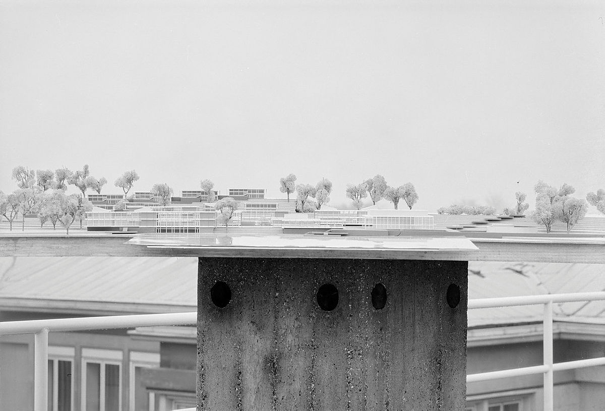 EE_161_N_0004