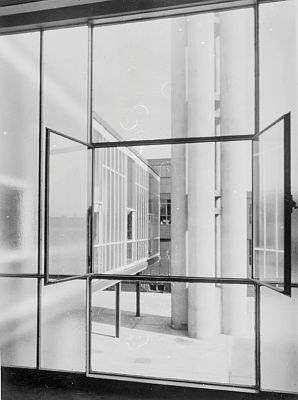 EE_038_N_0003