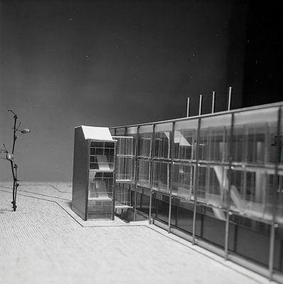 EE_097_N_0003