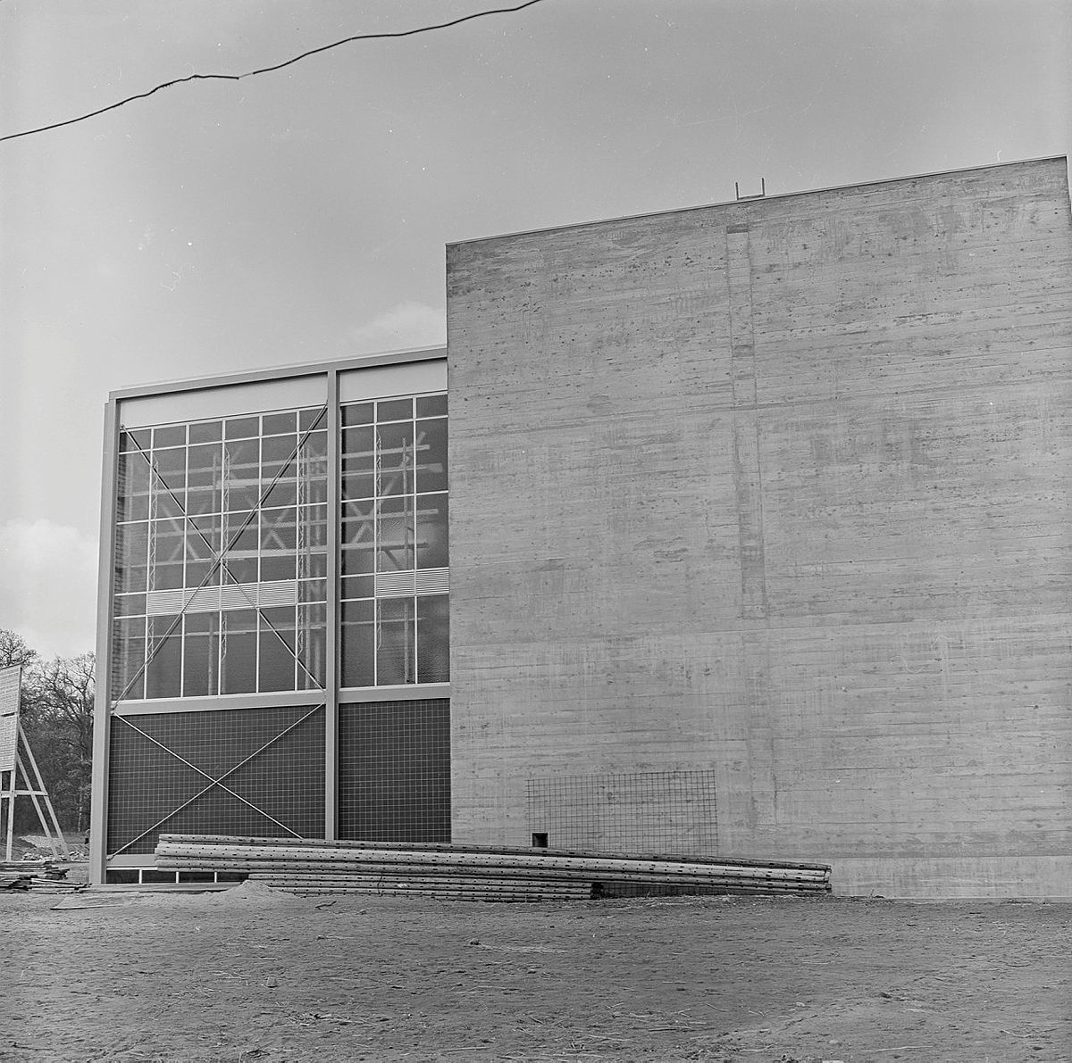 EE_097_N_0011