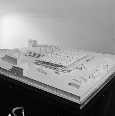 EE_114_N_0004