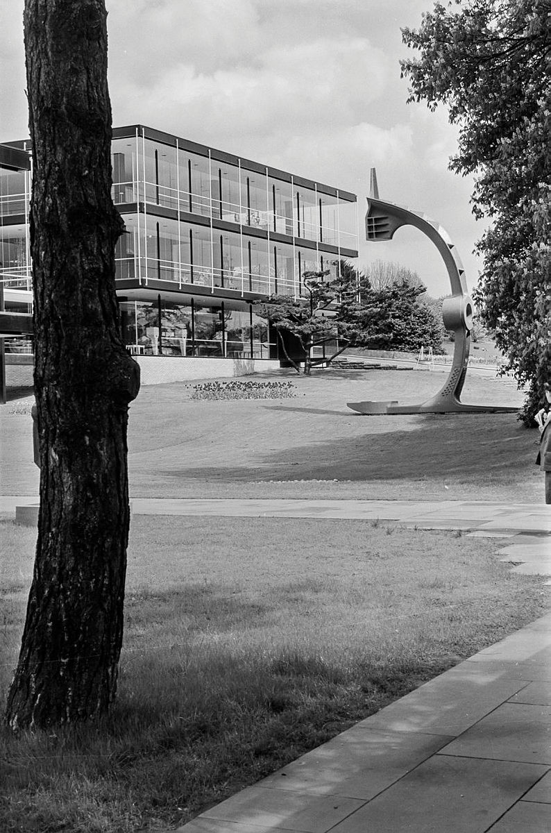 EE_137_N_0168