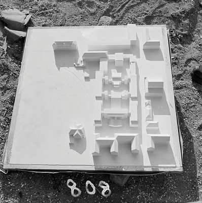 EE_099_N_0009