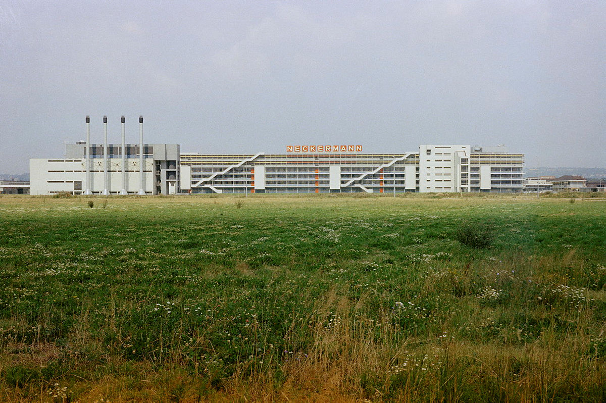 EE_151_N_0104