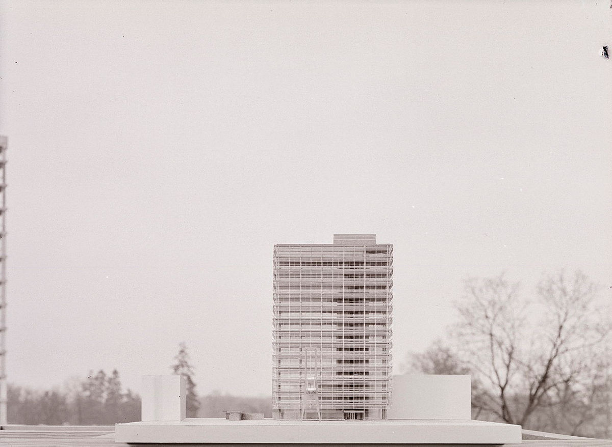 EE_182_N_0011