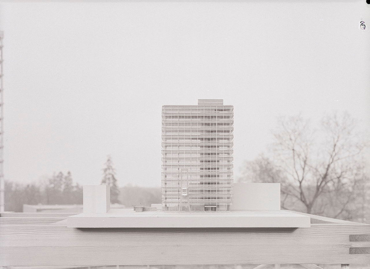 EE_182_N_0002